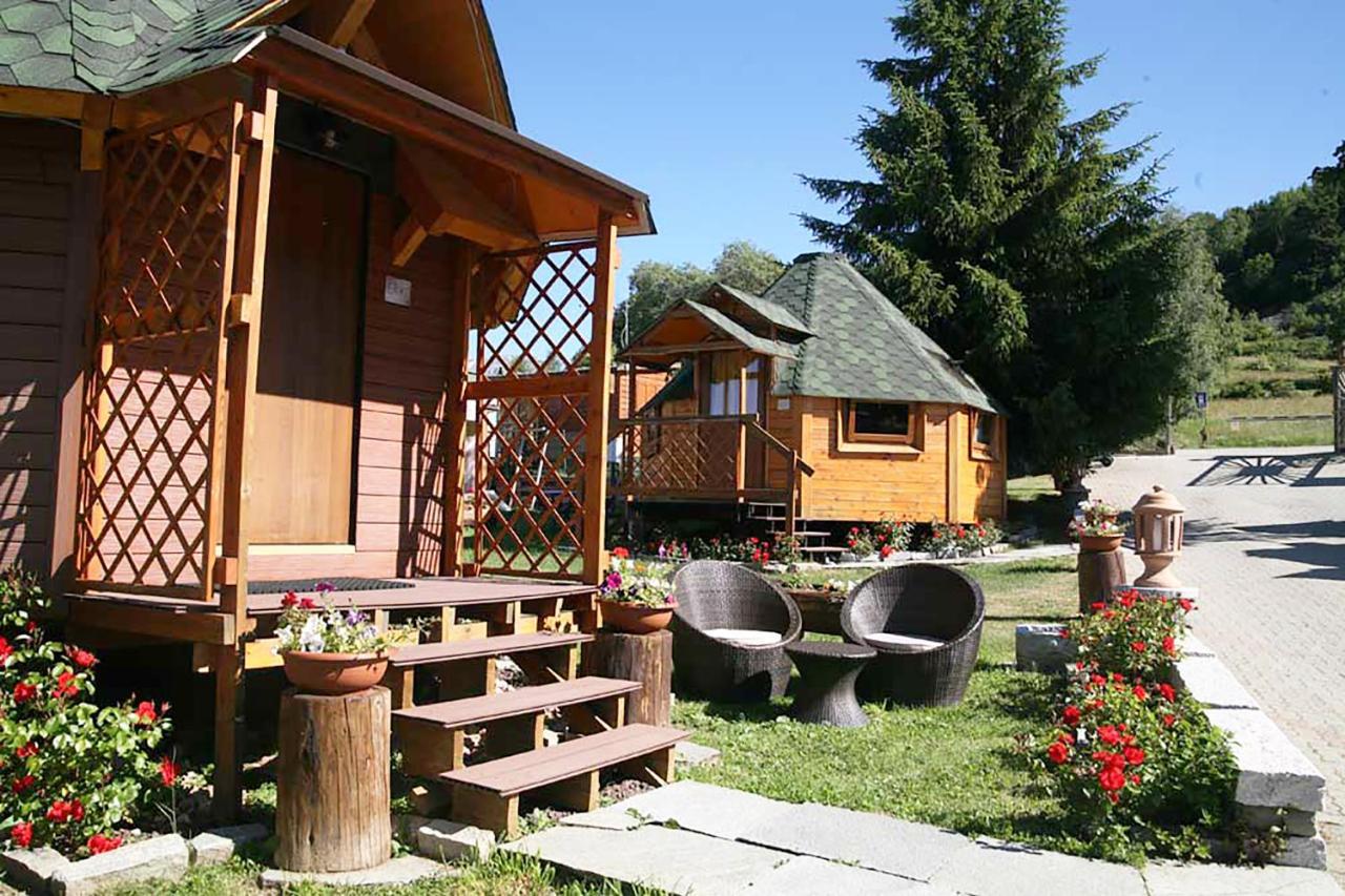 Dalailama Village Antey-Saint-André Exterior foto